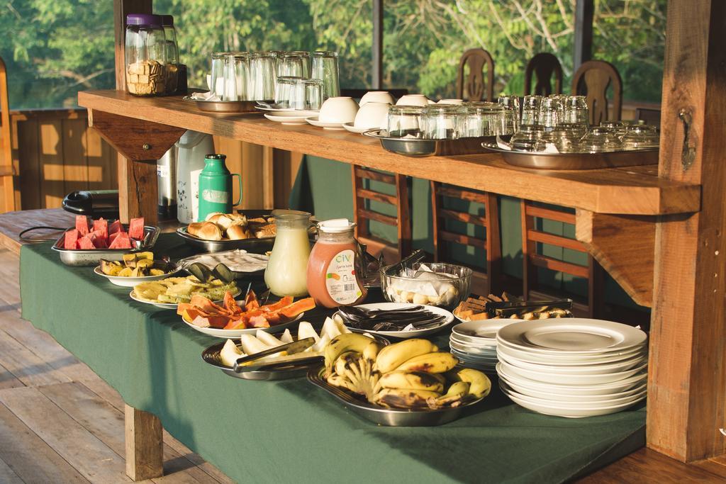 Amazon Arowana Lodge Careiro Extérieur photo
