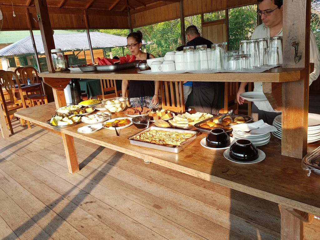 Amazon Arowana Lodge Careiro Extérieur photo