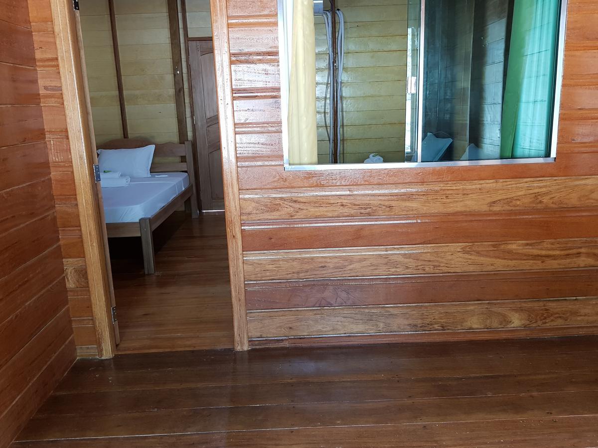 Amazon Arowana Lodge Careiro Extérieur photo