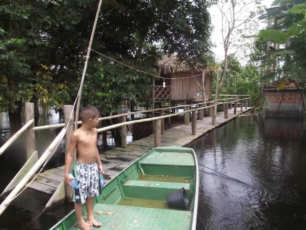Amazon Arowana Lodge Careiro Extérieur photo